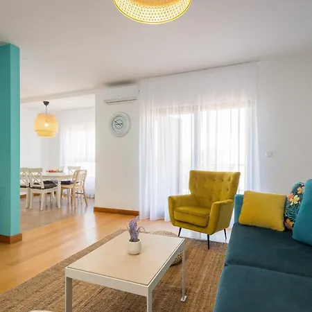 Cesare 2 With Shared Pool Apartamento Ližnjan