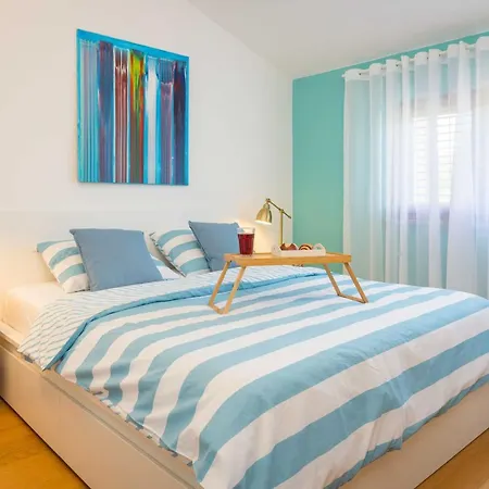 Apartamento Cesare 2 With Shared Pool *